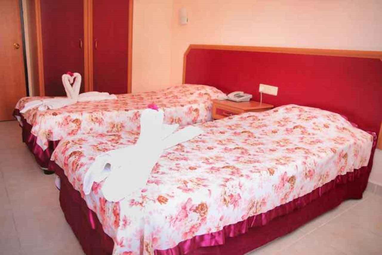 Bella Rose Apart Hotel, 阿拉尼亚 外观 照片
