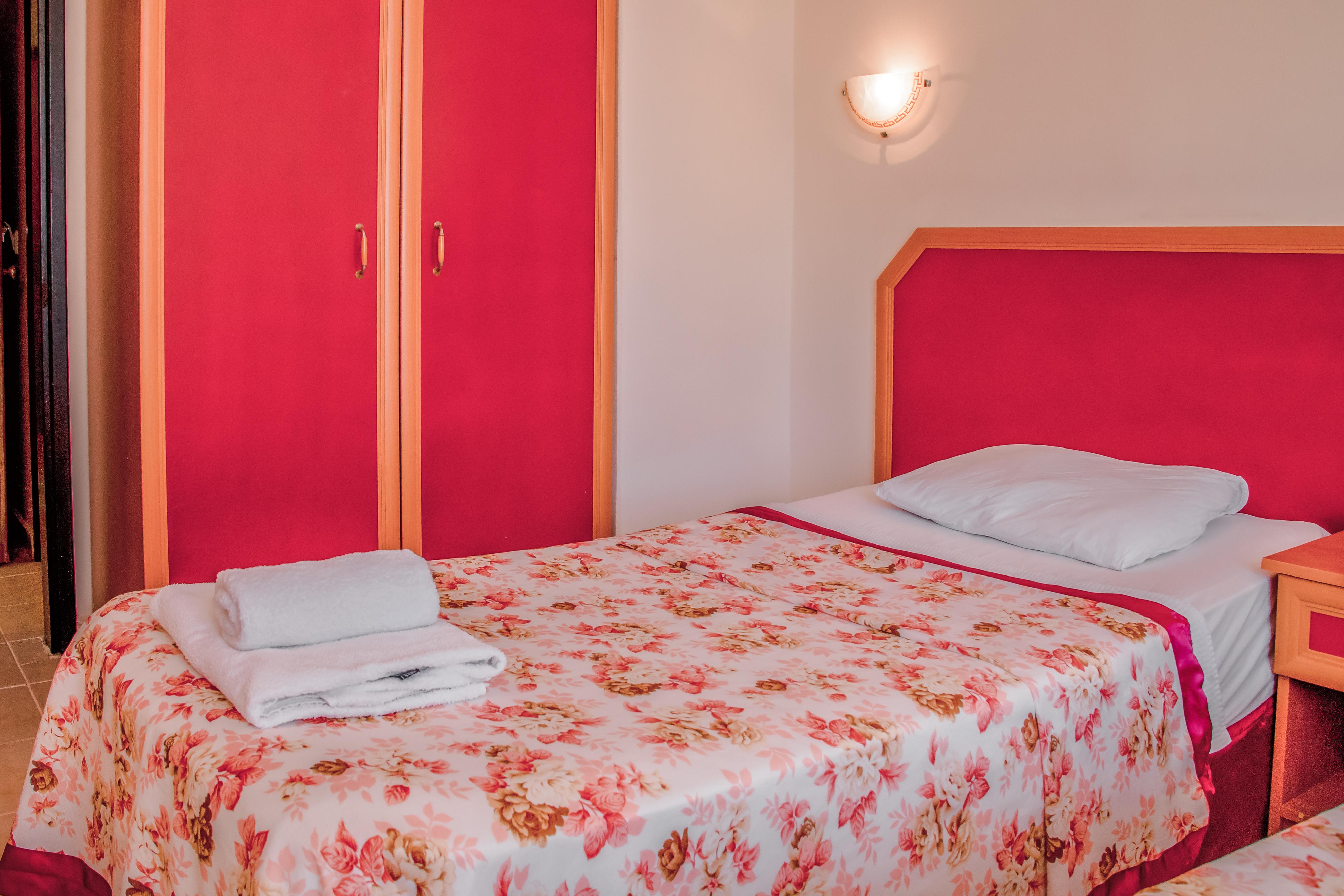 Bella Rose Apart Hotel, 阿拉尼亚 外观 照片