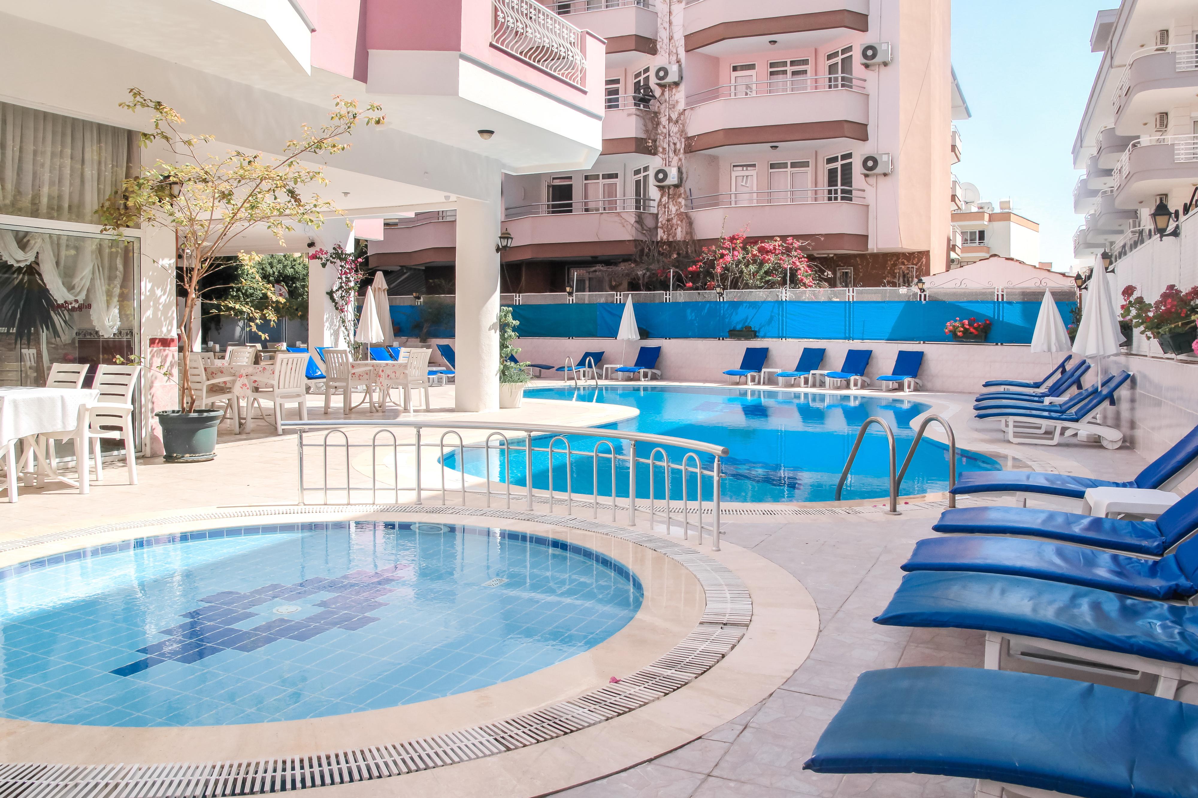 Bella Rose Apart Hotel, 阿拉尼亚 外观 照片