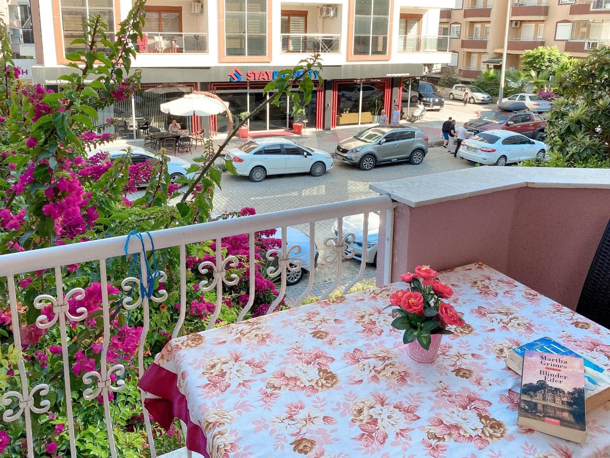 Bella Rose Apart Hotel, 阿拉尼亚 外观 照片